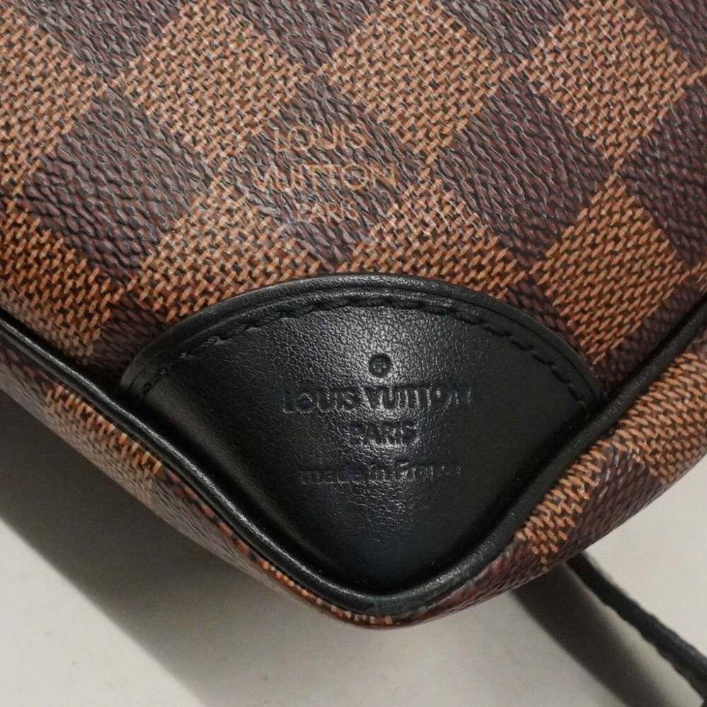 LOUIS VUITTON Authentic Brown Damier Shoulder Bag - Picture 5 of 10